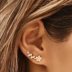 Rhinestone Decor Stud Earrings